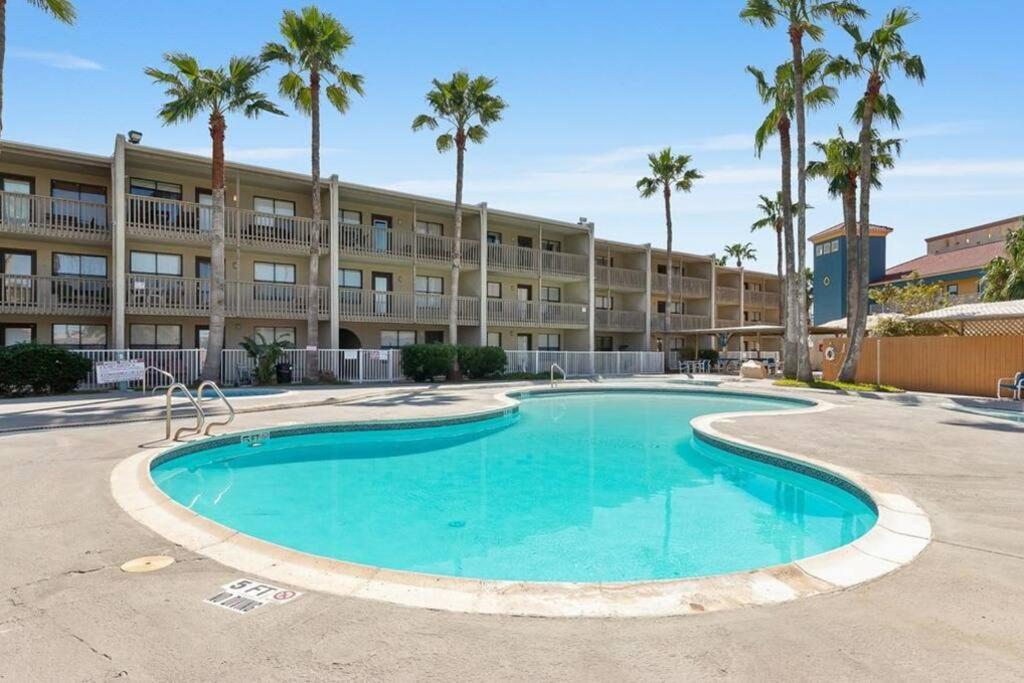 2 Bed 2 Bath Condo By Beach With Resort Pool South Padre Island Eksteriør billede